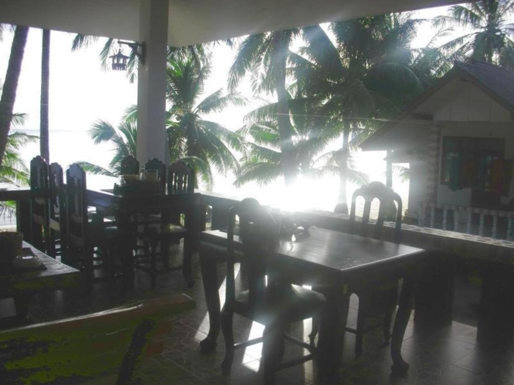 Palm Point Village Hotel Mae Nam
