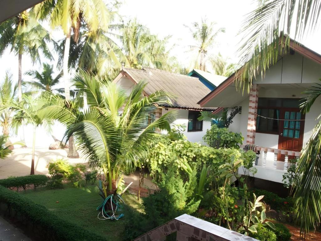 Hotell Palm Point Village 2*